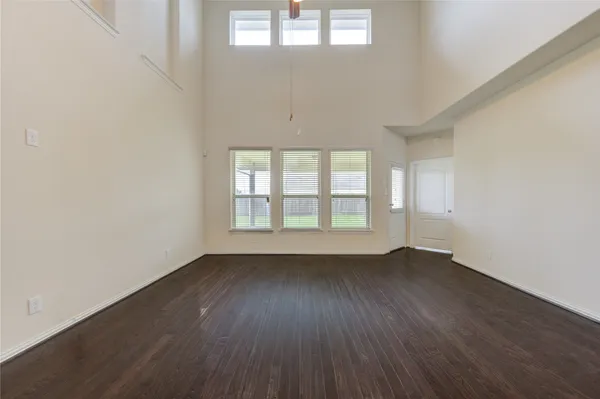 $2,550 | 16 Rose Desert Court, Manvel, TX 77578