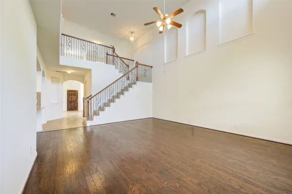 $2,550 | 16 Rose Desert Court, Manvel, TX 77578