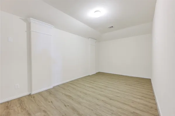 $2,550 | 16 Rose Desert Court, Manvel, TX 77578