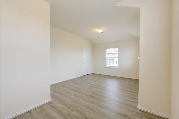 $2,550 | 16 Rose Desert Court, Manvel, TX 77578
