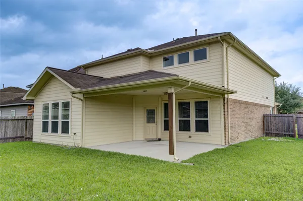 $2,550 | 16 Rose Desert Court, Manvel, TX 77578