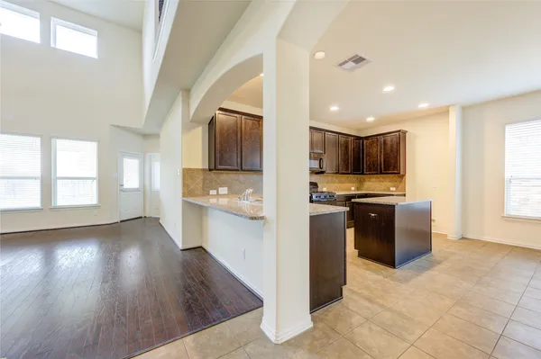 $2,550 | 16 Rose Desert Court, Manvel, TX 77578