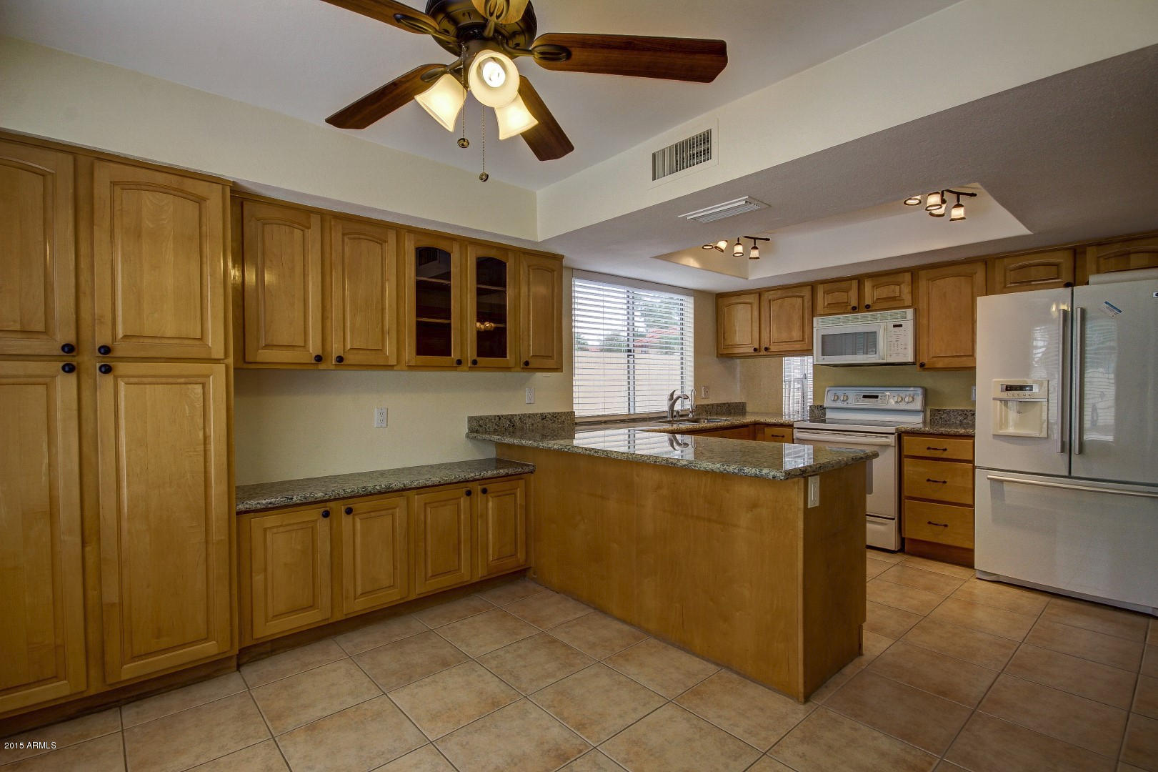 1906 East Redfield Road Phoenix, AZ 85022 - Photo 12 of 34 Redfield (12)
