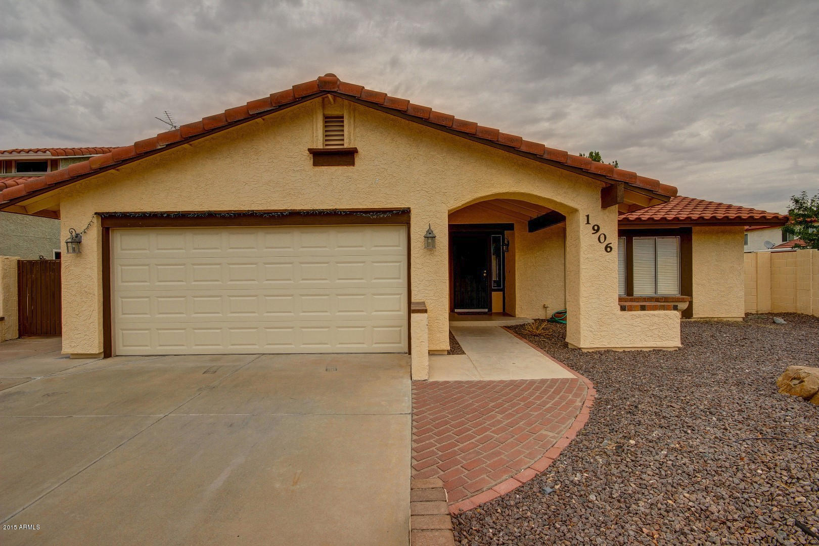 1906 East Redfield Road Phoenix, AZ 85022 - Photo 2 of 34 Redfield (2)