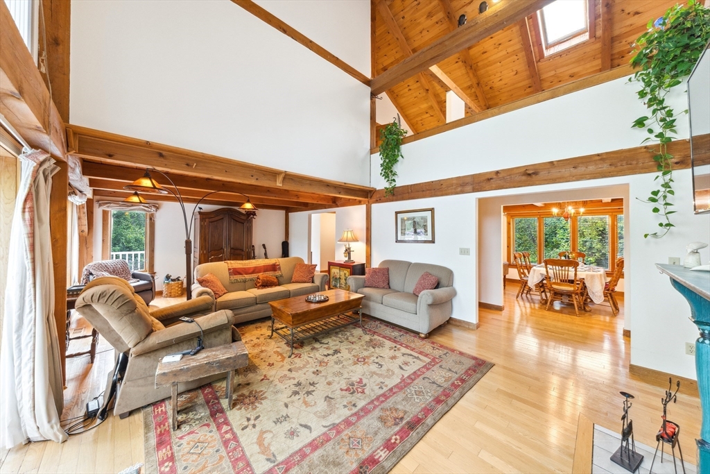 176 Jenkins Road Andover, MA 01810 - Photo 5 of 42 Gallery Image 5