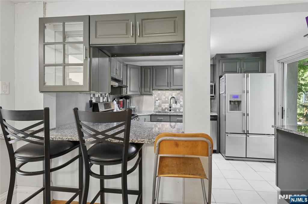 796 Old New Bridge Road Teaneck, NJ 07666 - Photo 11 of 38