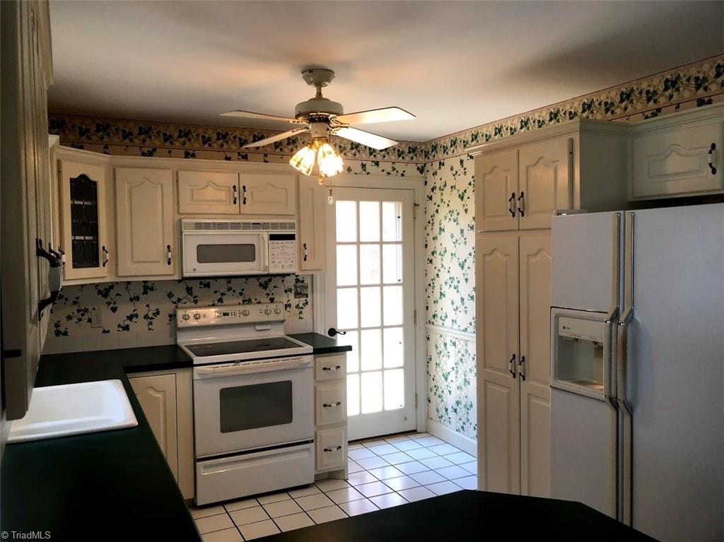 679 Omar Drive Rural Hall, NC 27045 - Photo 3 of 15 Gallery Image 3