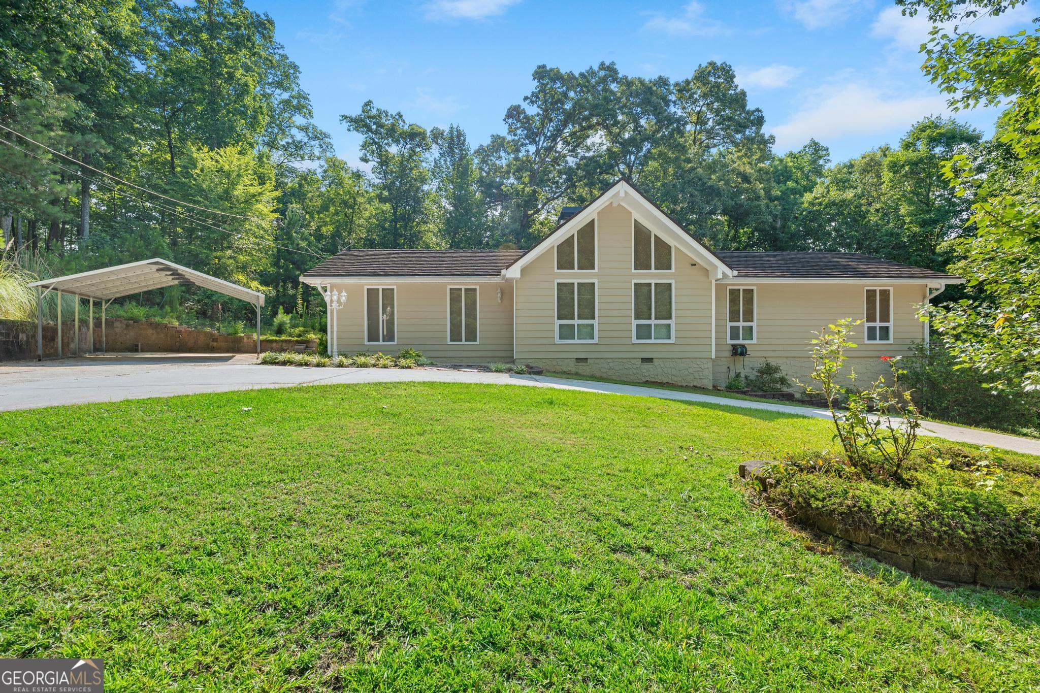 3071 White Road Northeast Conyers, GA 30012 - Photo 2 of 46
