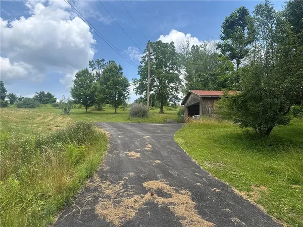 $100,000 | 218 Hatfield Road, Smock, PA 15480