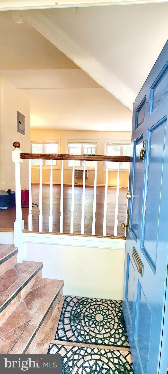 1622 Ripon Place Alexandria, VA 22302 - Photo 2 of 11 Entrnace