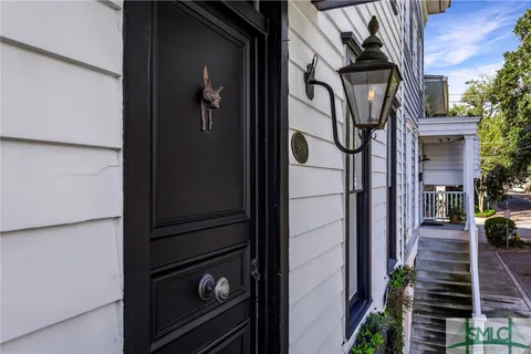 $2,100,000 | 507 East Mc Donough Street, Savannah, GA 31401