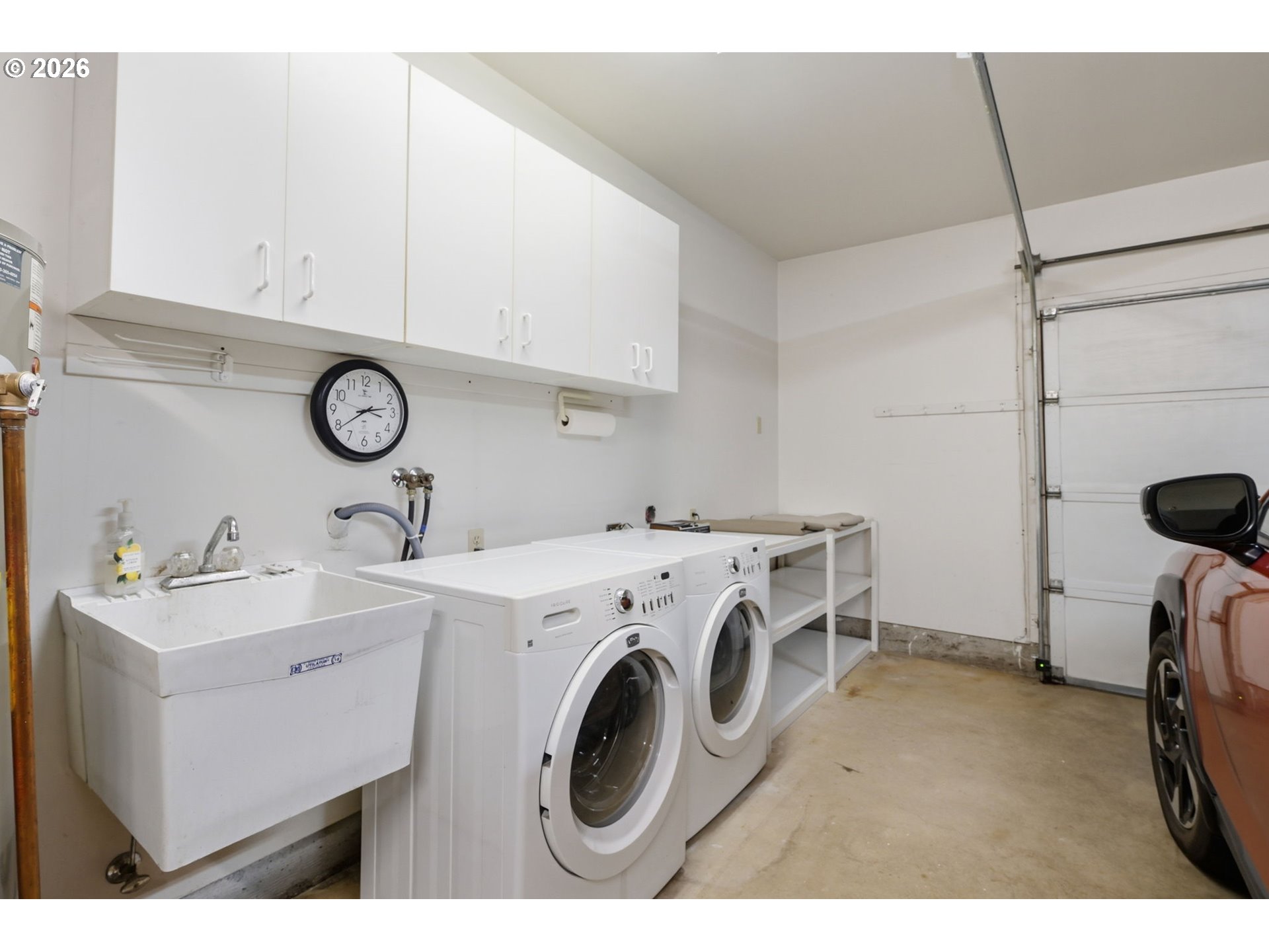 1763 Labona Drive Eugene, OR 97404 - Photo 21 of 41 Laundry
