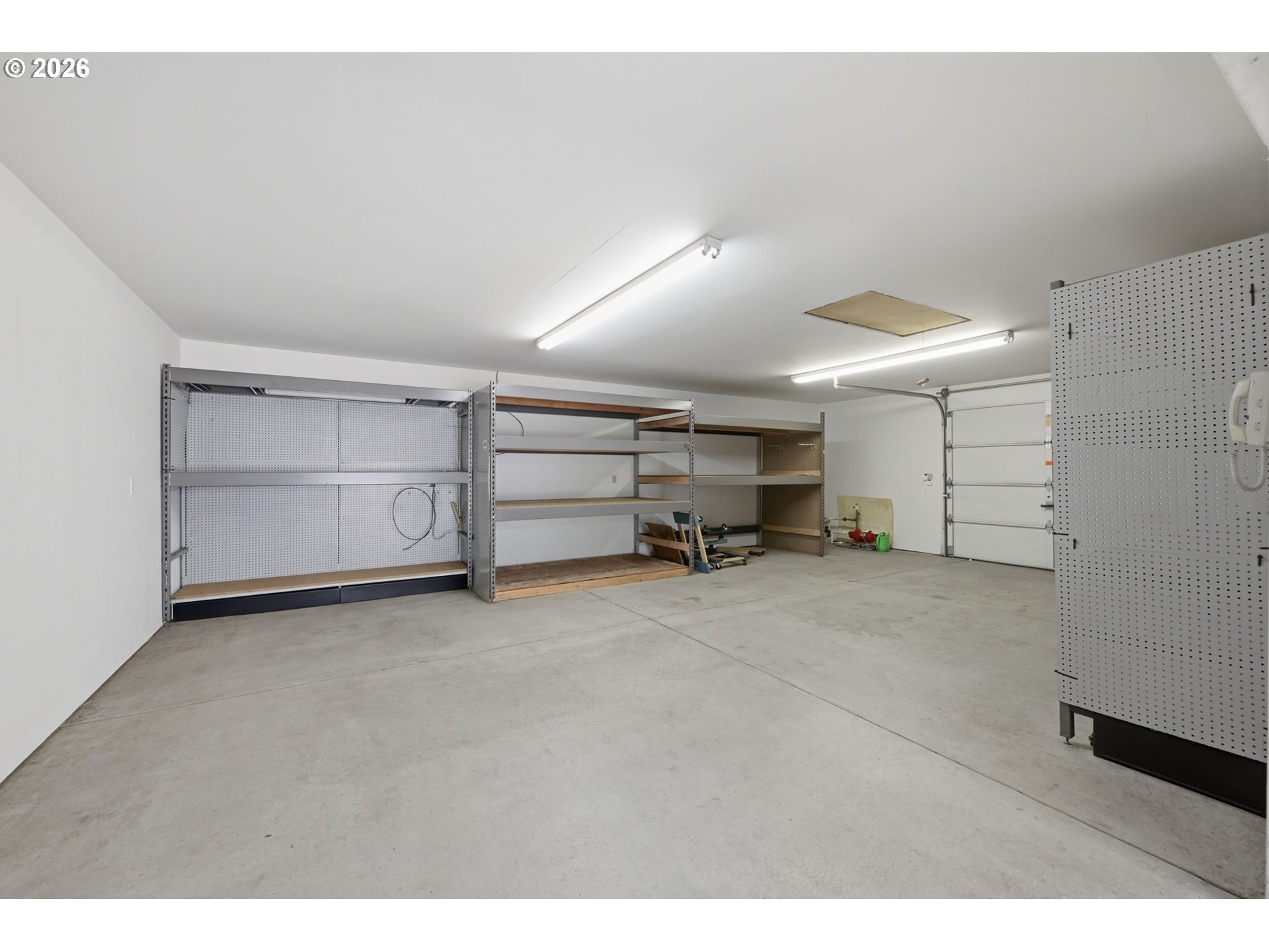 1763 Labona Drive Eugene, OR 97404 - Photo 30 of 41 Shop