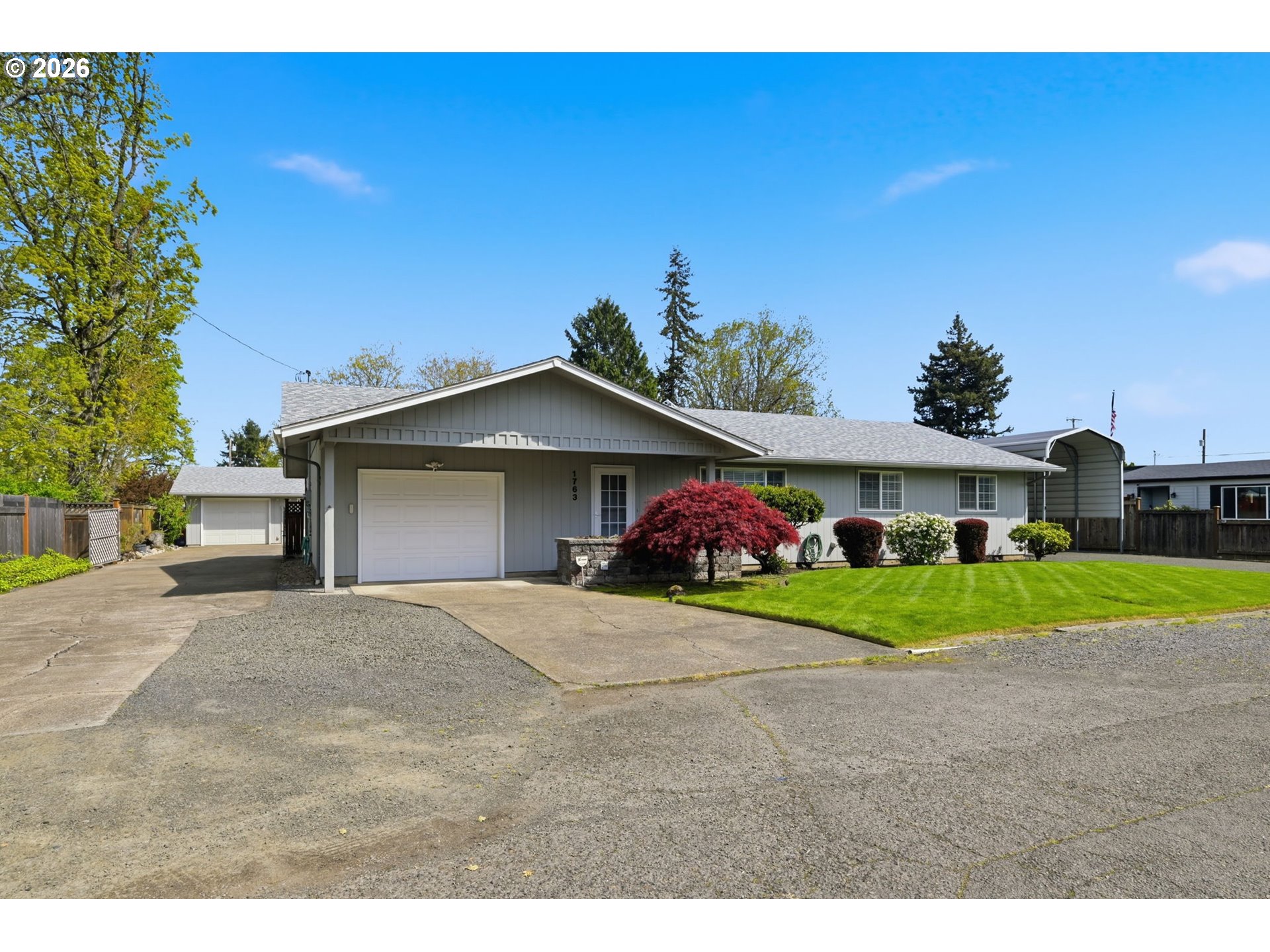 1763 Labona Drive Eugene, OR 97404 - Photo 40 of 41