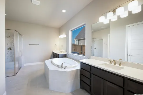 $715,400 | 3355 Pintail Pond, Marion, TX 78124