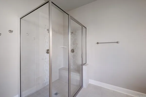 $715,400 | 3355 Pintail Pond, Marion, TX 78124