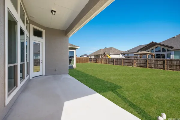 $715,400 | 3355 Pintail Pond, Marion, TX 78124