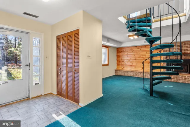 $750,000 | 724 Doages Drive, Millersville, MD 21108