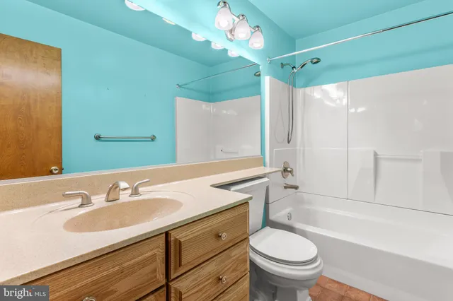 $750,000 | 724 Doages Drive, Millersville, MD 21108