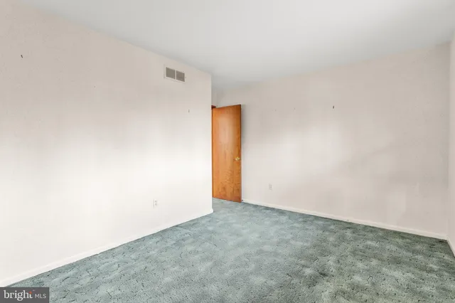 $750,000 | 724 Doages Drive, Millersville, MD 21108