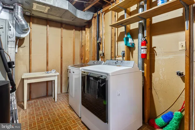 $750,000 | 724 Doages Drive, Millersville, MD 21108