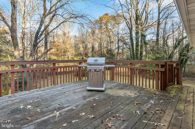 $750,000 | 724 Doages Drive, Millersville, MD 21108