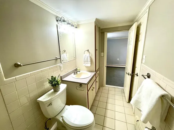 $2,000 | 73 Benefit Street, Unit B, Mansfield, MA 02048