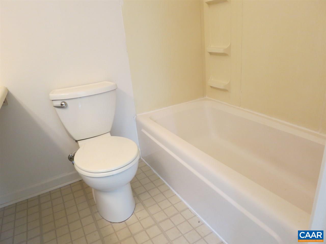 820 Beagle Gap Road Crozet, VA 22932 - Photo 14 of 28 Gallery Image 14