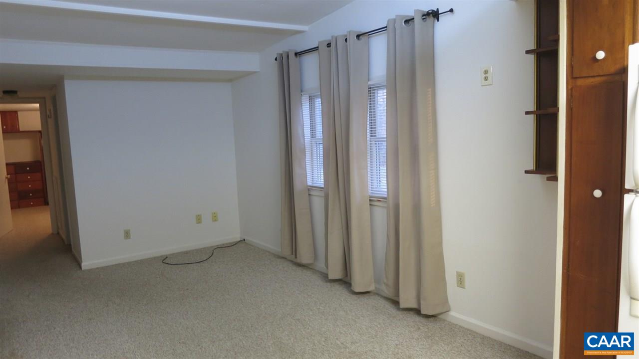 820 Beagle Gap Road Crozet, VA 22932 - Photo 17 of 28 Gallery Image 17