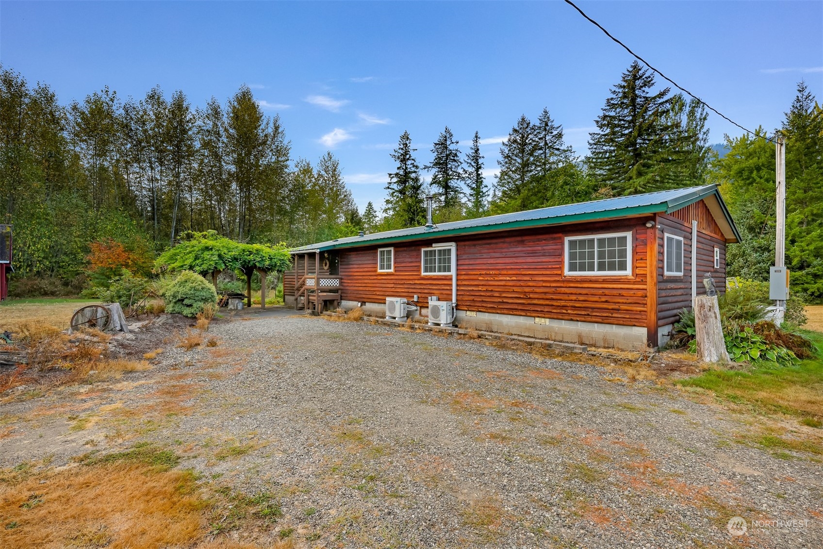 7714 Kendall Road Maple Falls, WA 98266 - Photo 14 of 17 Gallery Image 14