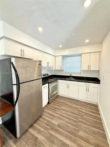 $2,300 | 16890 Northeast 21st Avenue, Unit 10, North Miami Beach, FL 33162