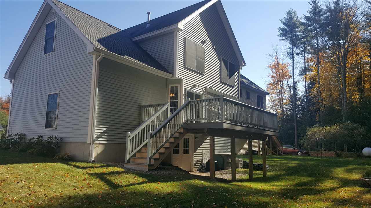 24 Nottingham Lane Rochester, NH 03868 - Photo 2 of 23