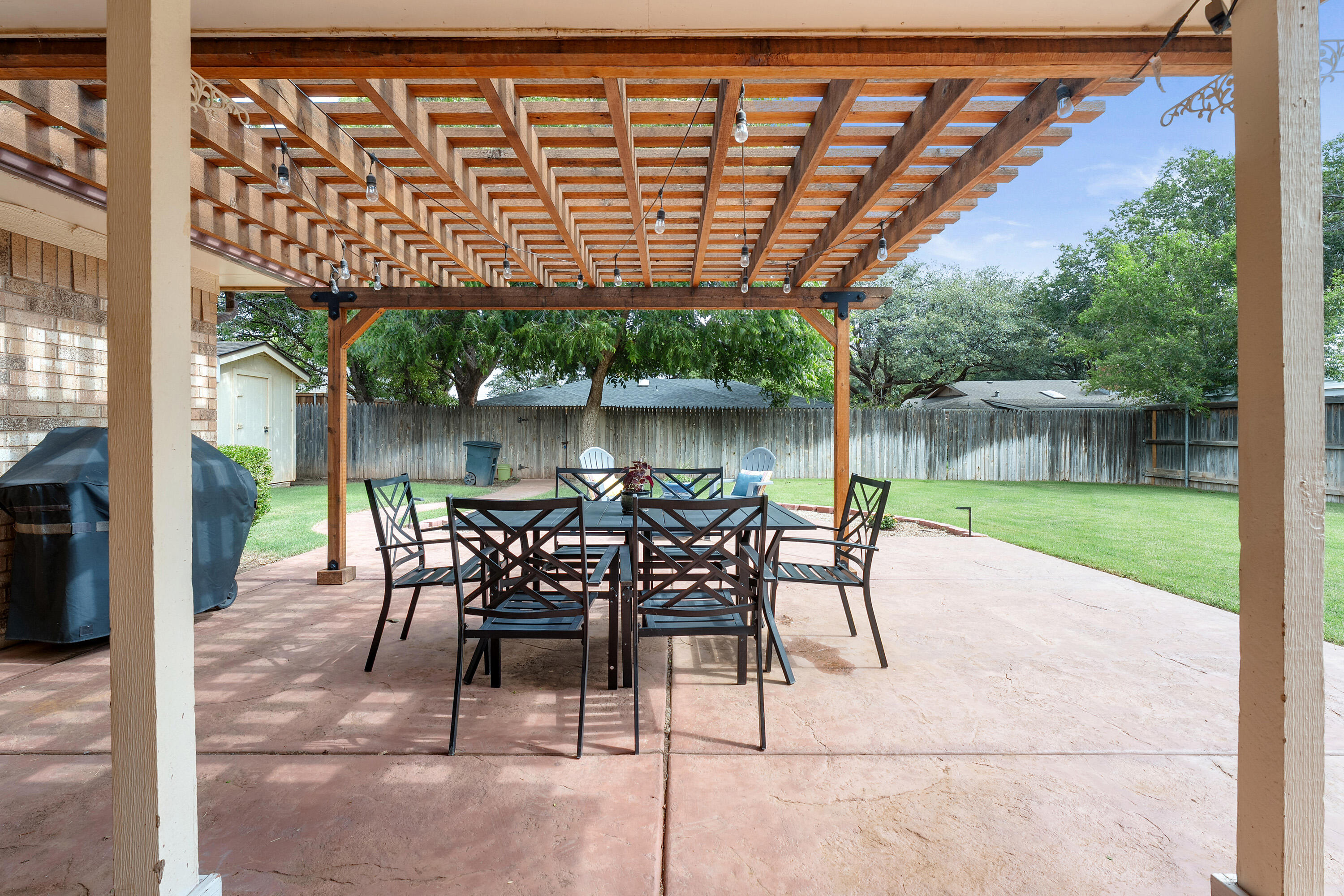 5506 68th Street Lubbock, TX 79424 - Photo 24 of 27 DSC07859-DSC07860