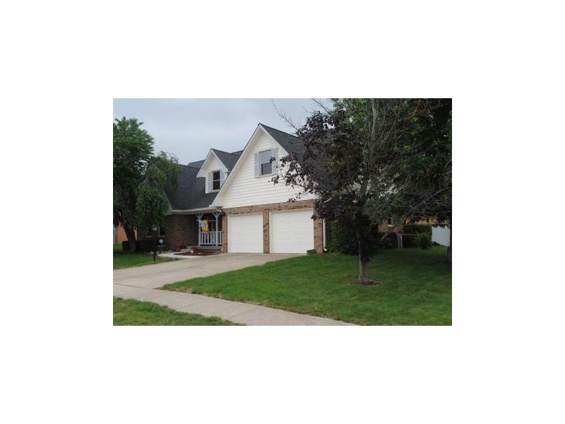 6211 Buck Trail Road Indianapolis, IN 46237 - Photo 2 of 15 Gallery Image 2