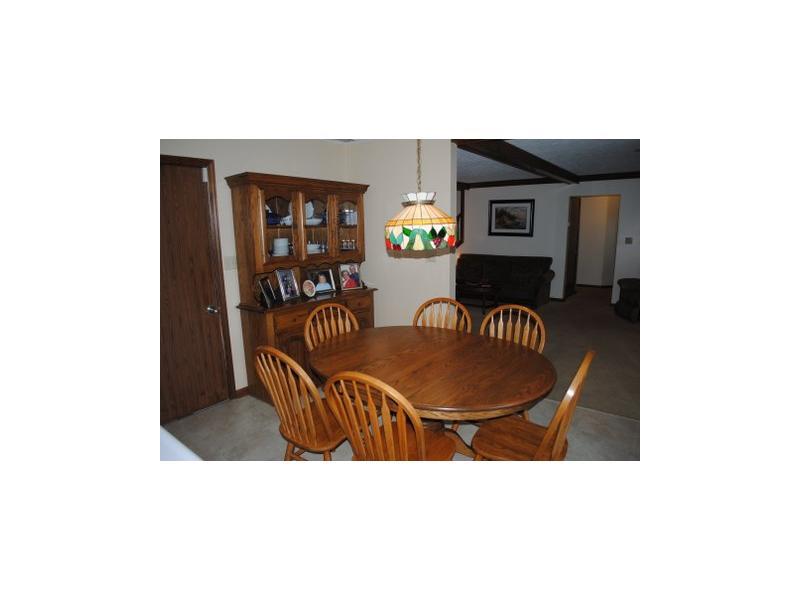 6211 Buck Trail Road Indianapolis, IN 46237 - Photo 11 of 15 Gallery Image 11