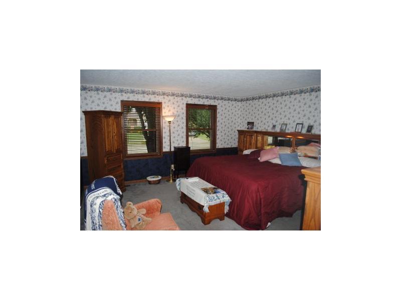 6211 Buck Trail Road Indianapolis, IN 46237 - Photo 8 of 15 Gallery Image 8