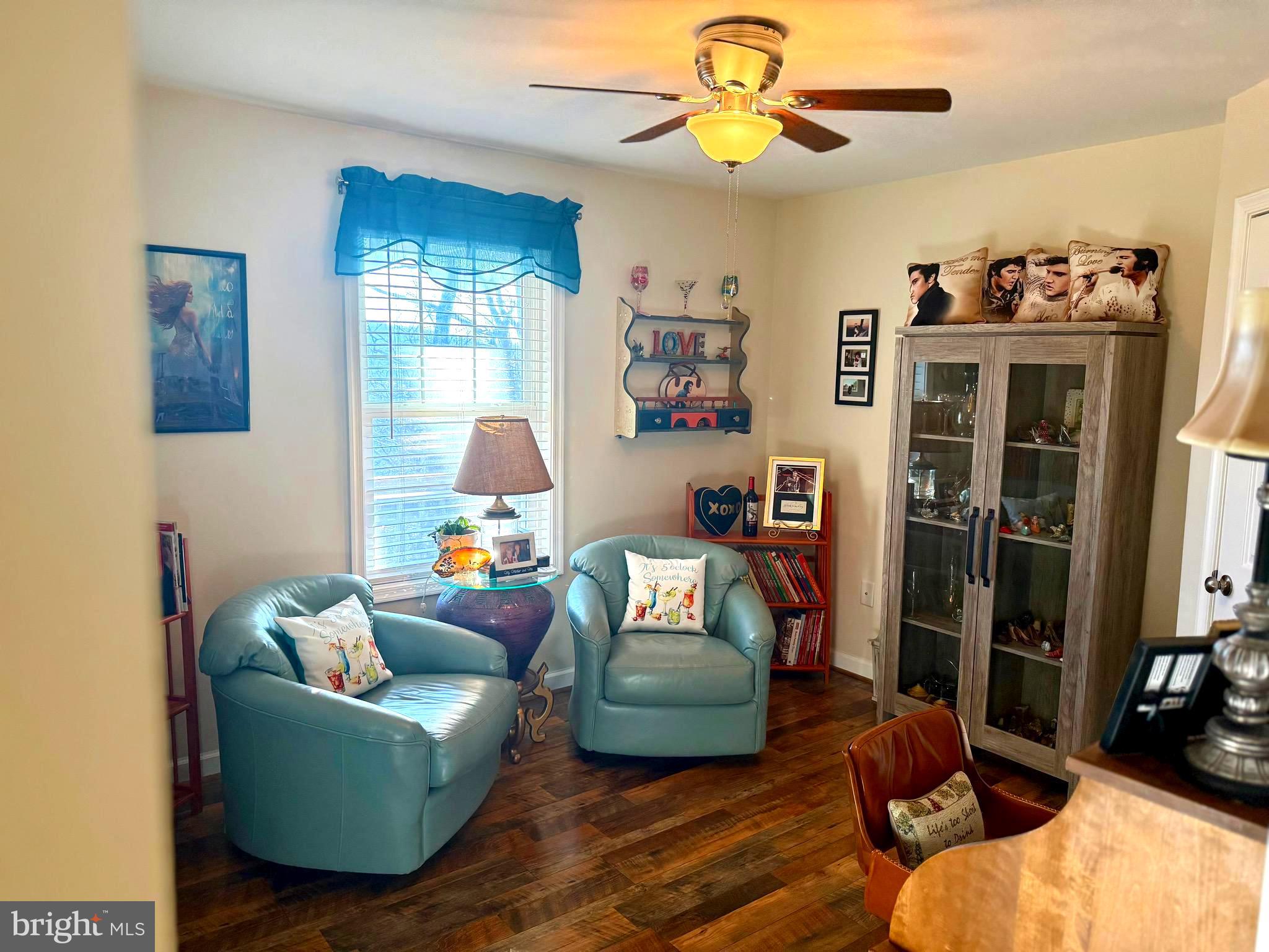 1157 Granny Smith Road Linden, VA 22642 - Photo 23 of 44 Bedroom 2