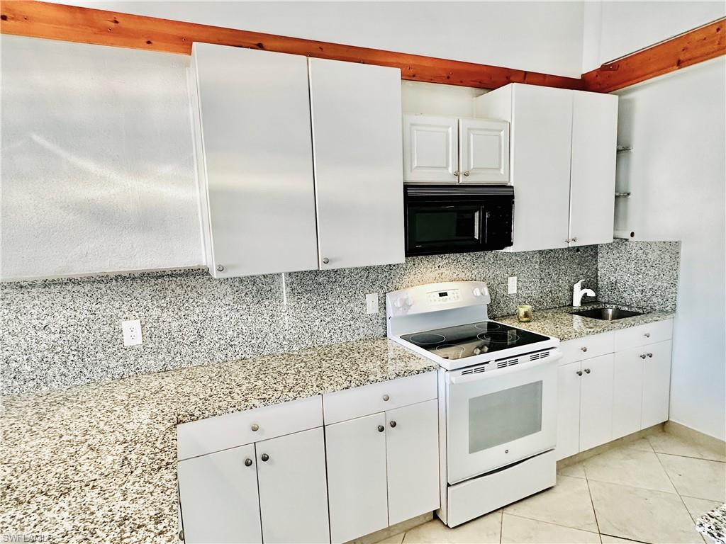 826 Wiggins Pass Road, Unit 302 Naples, FL 34110 - Photo 8 of 20
