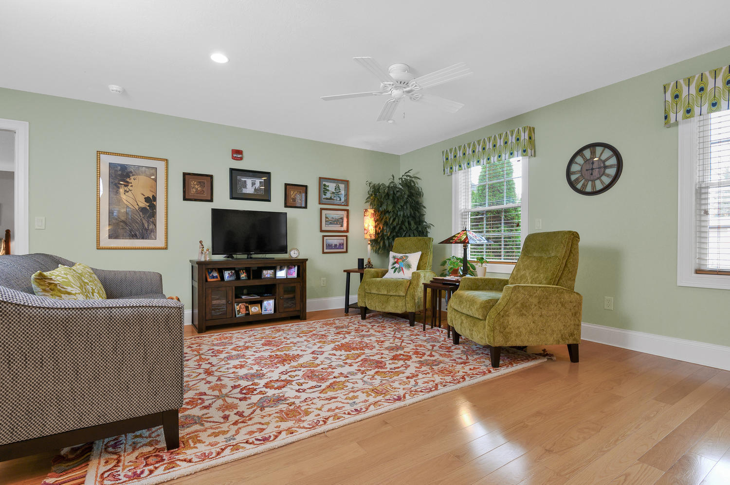 330 Main Street, Unit 3 Cumberland Center, ME 04021 - Photo 9 of 28 330 Main St Unit 3 Cumberland-large-009-