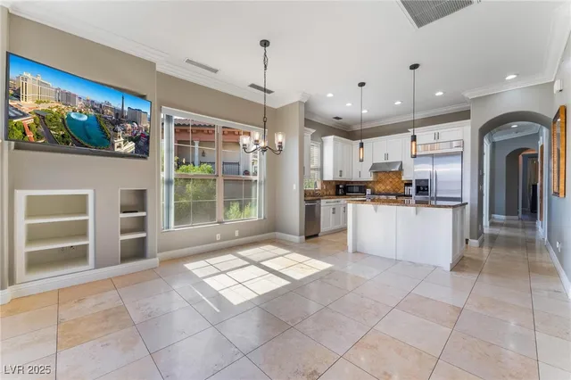 $3,000 | 24 Via Vasari, Unit 204, Henderson, NV 89011