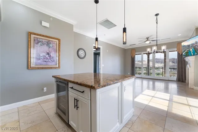 $3,000 | 24 Via Vasari, Unit 204, Henderson, NV 89011