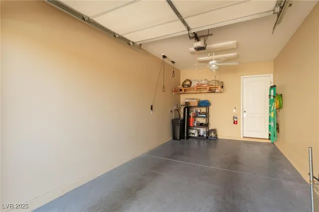 $3,000 | 24 Via Vasari, Unit 204, Henderson, NV 89011