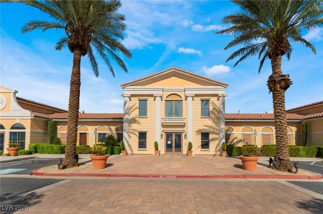 $3,000 | 24 Via Vasari, Unit 204, Henderson, NV 89011