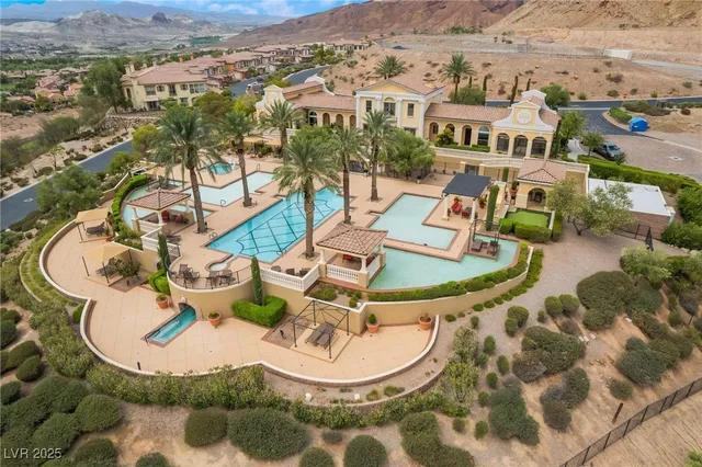 $3,000 | 24 Via Vasari, Unit 204, Henderson, NV 89011