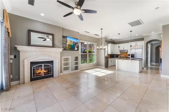 $3,000 | 24 Via Vasari, Unit 204, Henderson, NV 89011