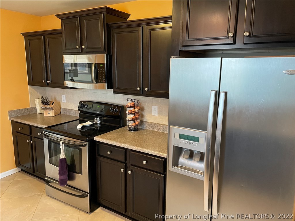 2009 Yellowbrick Road Fayetteville, NC 28314 - Photo 12 of 34 Gallery Image 12