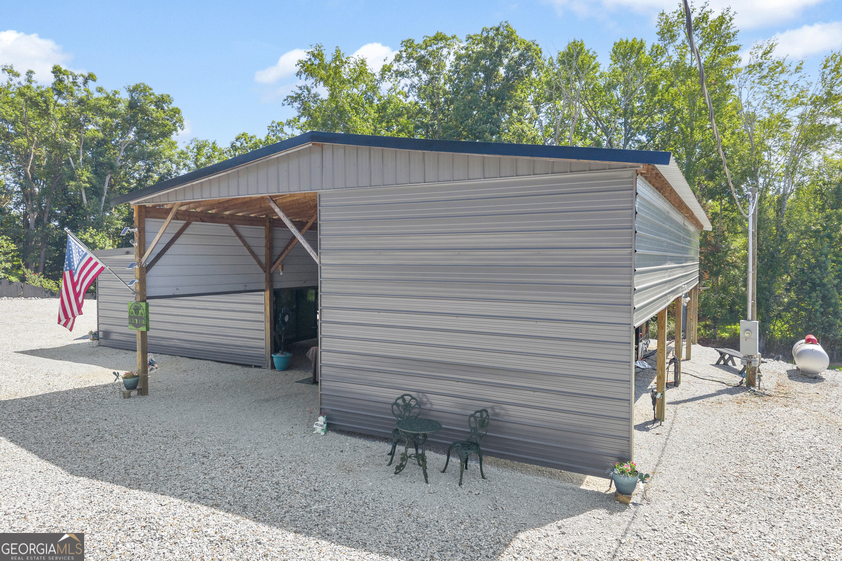15 Teasley Street Hartwell, GA 30643 - Photo 2 of 18