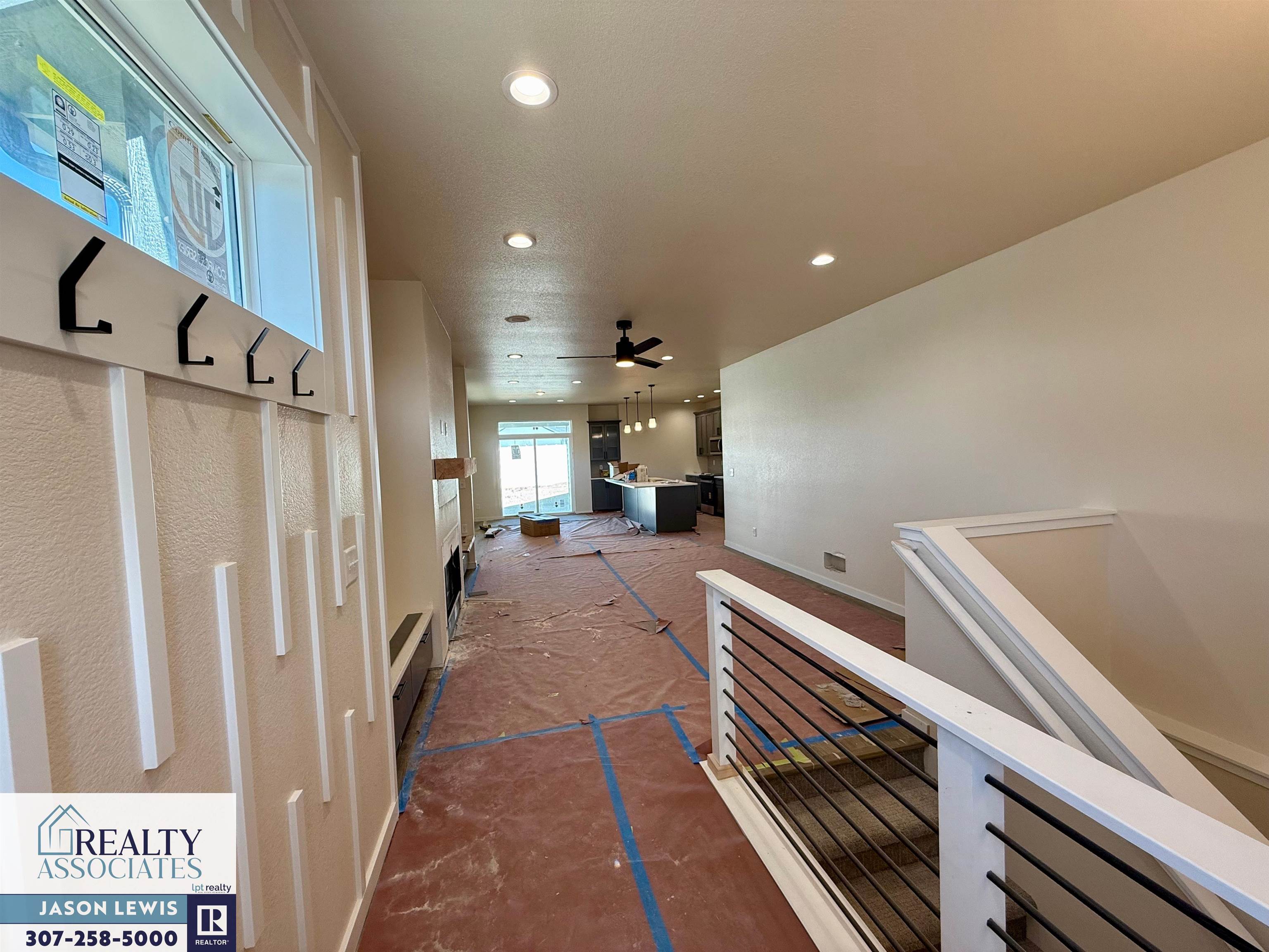 2764 Berkshire Way Casper, WY 82609 - Photo 2 of 18