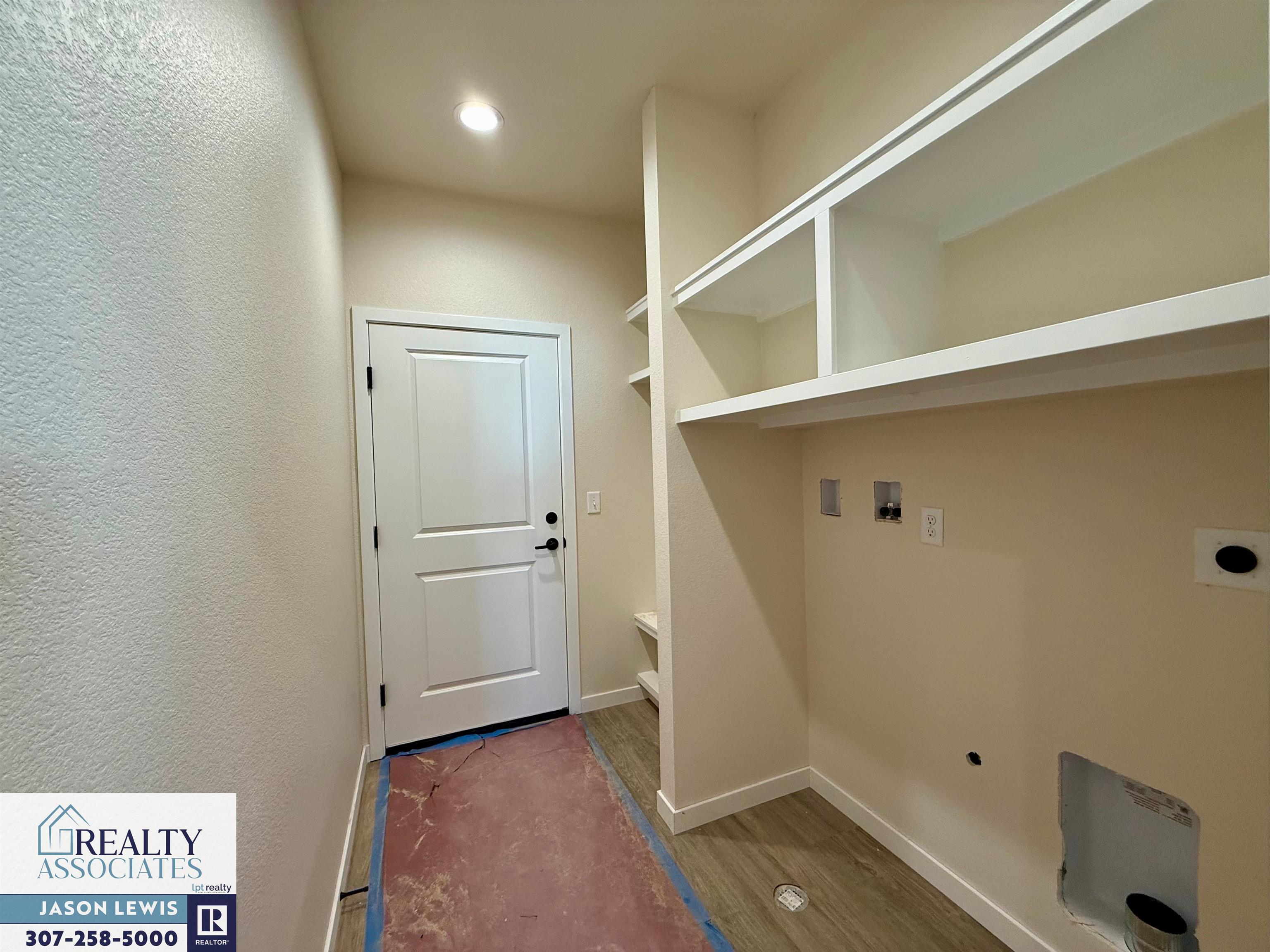 2764 Berkshire Way Casper, WY 82609 - Photo 10 of 18