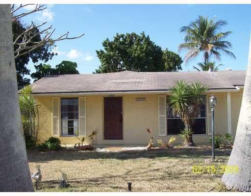 22201 Southwest 65th Way Boca Raton, FL 33428 - Photo 1 of 6 Exterior Front